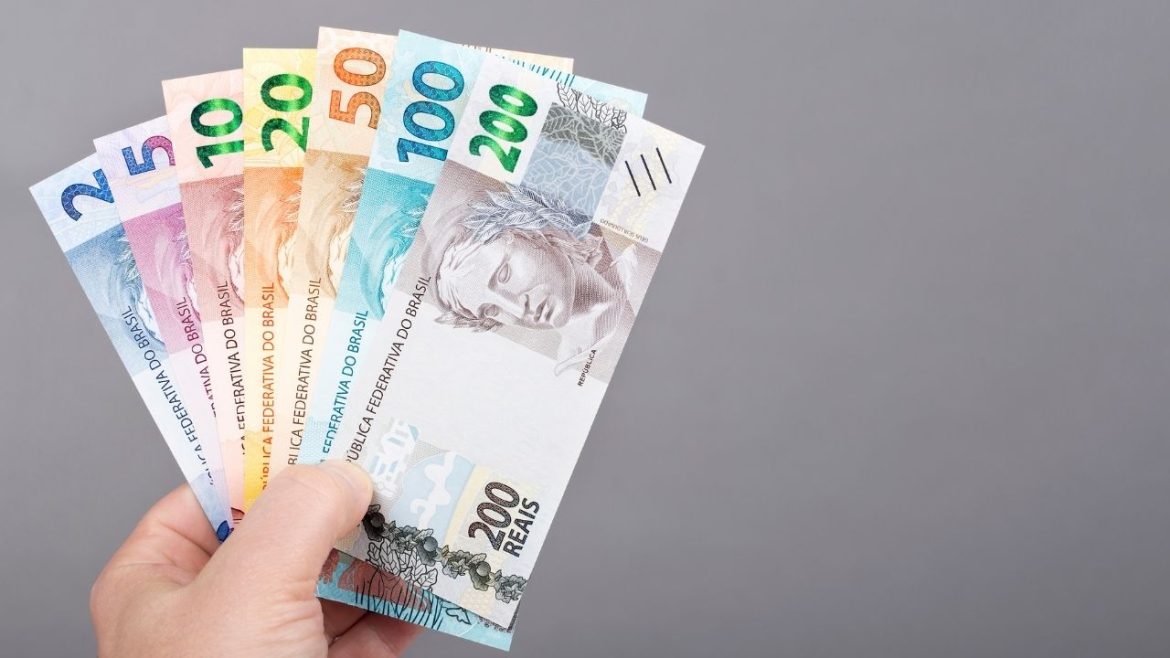 governo-projeta-salario-minimo-de-r$-1.717-em-2027-e-recoloca-politica-de-valorizacao-no-centro-do-debate-social