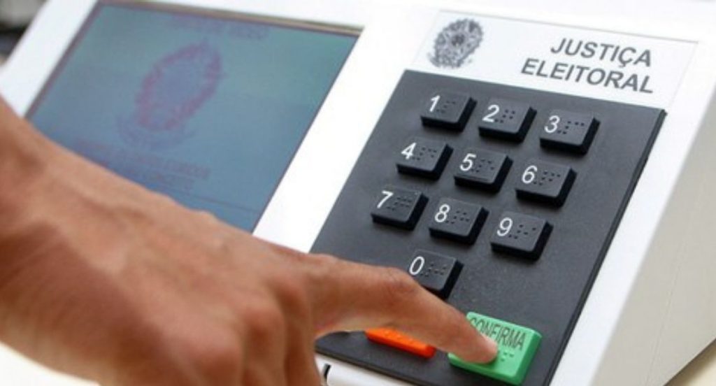 Pesquisa Atlas/Bloomberg aponta empate técnico entre Flávio Bolsonaro e Lula no segundo turno pesquisa-atlas/bloomberg-aponta-empate-tecnico-entre-flavio-bolsonaro-e-lula-no-segundo-turno