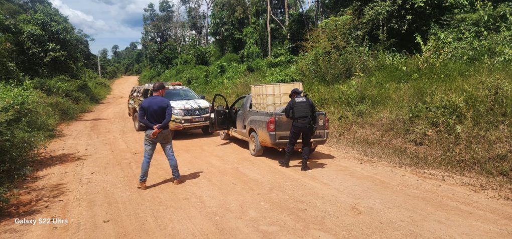 Tráfico de drogas – PM apreende mais de 36 kg de cocaína próximo à balsa do Rio Juruena em Nova Bandeirantes